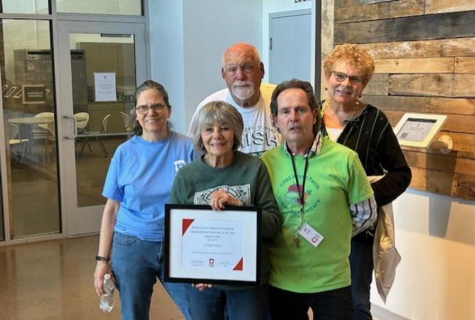 Volunteers receive award