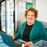 Tammy volunteers at the Foodbank