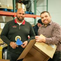 Giant Eagle staff volunteering